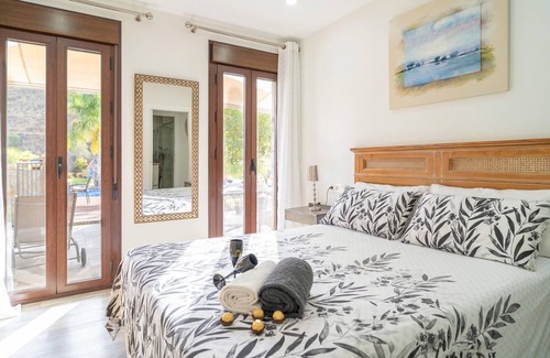 Guaro House | Welcome to this beautiful vacation home with pool, where you can enjoy an unforgettable view of the