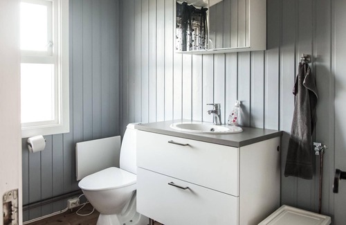 Hemne House | Welcome to this cabin in the fjord and island landscape near Trondheim.