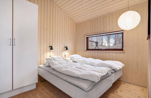 Skodshoved House | Welcome to this well-maintained, bright and welcoming cottage, beautifully furnished in a modern sty