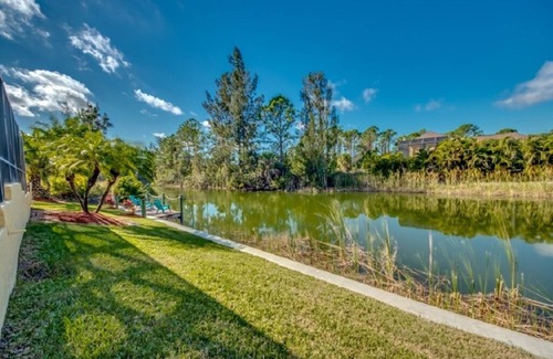 Jacarandas House | Welcome to Villa Pelican Bay, great location, pool, free WIFI