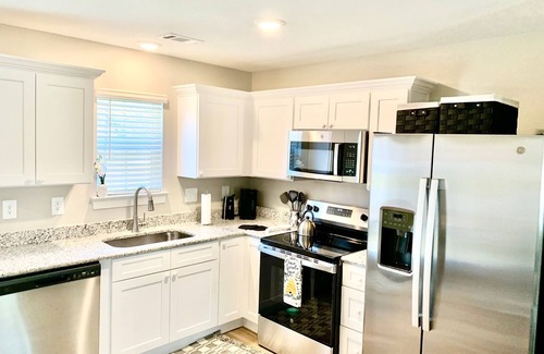 Biloxi House | Welcome to your coastal cottage, a charming 3-bedroom beach home!