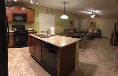 Maricopa House | Welcome to your home away from home in the Desert!