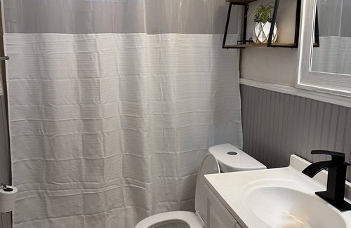 Montgomery Cottage | Welcoming 3-bedroom cottage in Montgomery near Baptist, Huntingdon College