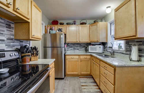 Lakeside - Lester Park House | Welcoming Duluth Home ~ 2 Mi to Brighton Beach!