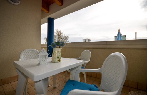 Bibione Apartment | Welcoming flat with mezzanine close to the beach