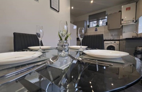 Tokyngton House | Welcoming Guest House in Wembley