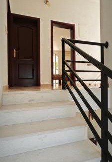 Zgrade House | Welcoming Home