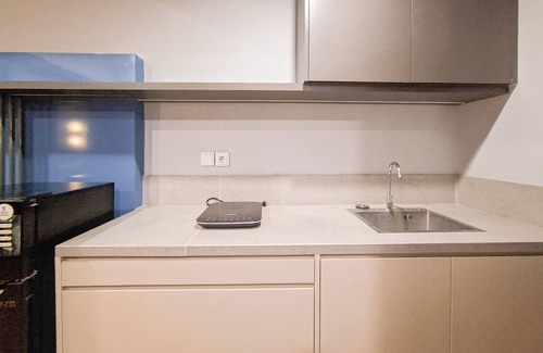 Pinang Apartment | Well Furnished 1Br At Collins Boulevard Apartment