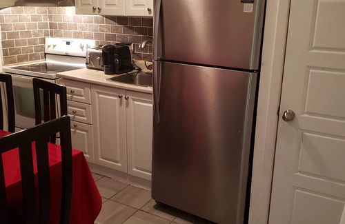 Fabreville Apartment | Well-located, fully-equipped apartment Arthur sauve