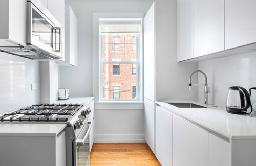 Agassiz Apartment | Well-Located Porter Square 1BR in Harvard Square by Blueground