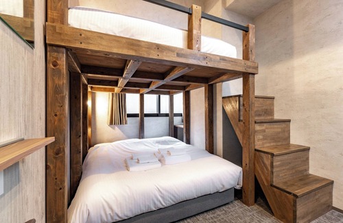 Motomatchi Hotel | Well Stay Namba Quadruple Room 2 Double Beds/Osaka Ōsaka