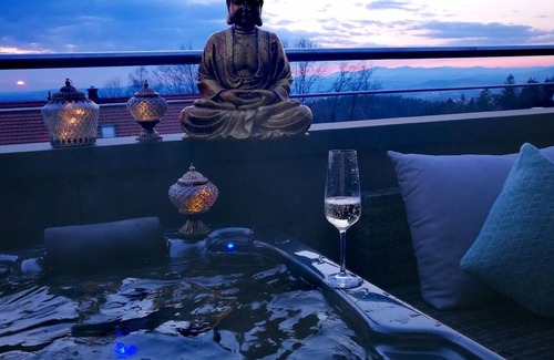 Stocking Apartment | Wellness-Loft Asia Style