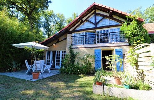 Meilhan Villa | Wellness villa in the countryside with saltwater pool and sauna