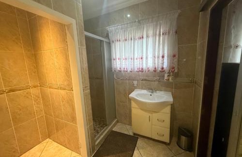 Krugersdorp House | Welpie Guesthouse