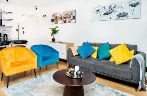 West Beach Apartment | West Beach Luxury Apartment