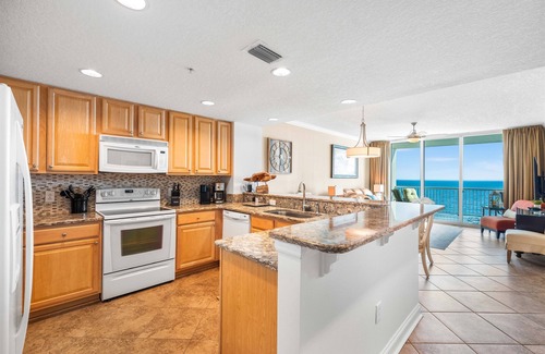 West Panama City Beach Resort | *West End PCB! Oct 15 - 18th Last min special!