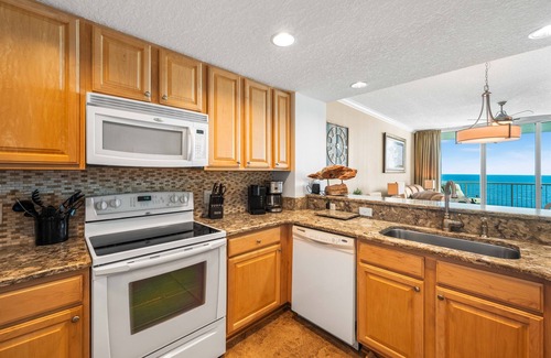 West Panama City Beach Resort | *West End PCB! Oct 15 - 18th Last min special!