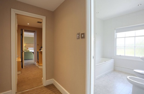 Hadley Wood Hotel | West Lodge Park Hotel