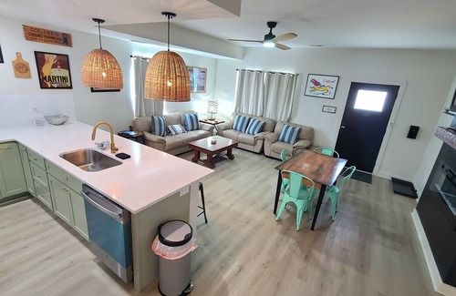 New Albany House | West Market Reserve ~15 minutes from everything!