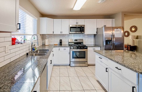 Westside House | West Mesa Hideaway | 3 Bed, 2 Bath