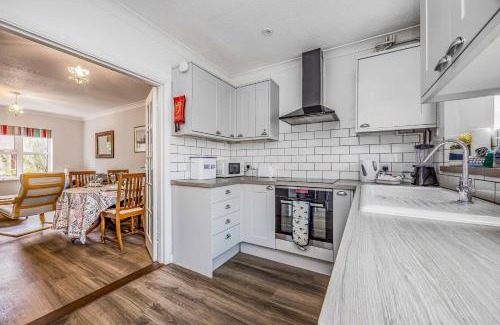 West Wittering House | West Wittering Family Cottage Pass the Keys