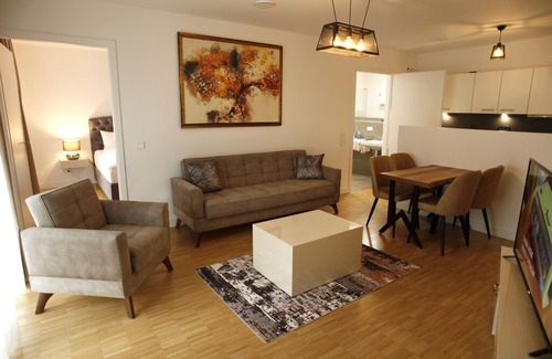 Bahnstadt Apartment | Westarkaden 1.4 | 90 m² | Wifi | Netflix | Parking