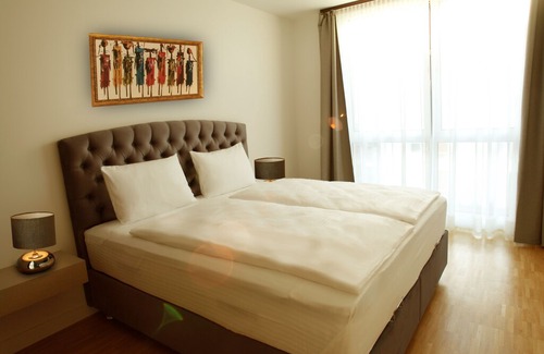 Bahnstadt Apartment | Westarkaden 1.4 | 90 m² | Wifi | Netflix | Parking