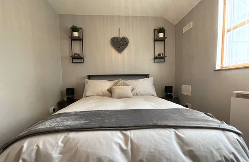 Brecon House | Westend Holiday Let 3