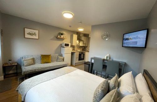 Brecon House | Westend Holiday Let 4 Brecon
