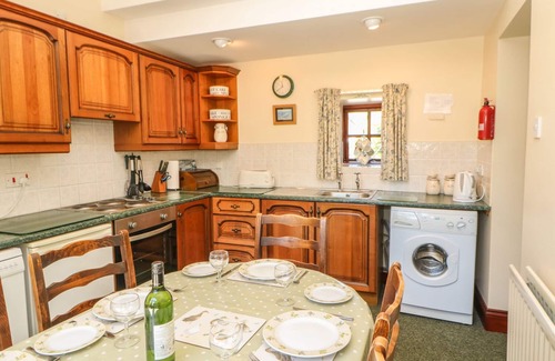 Mickleton Cottage | WESTFIELD COTTAGE, pet friendly, with a garden in Mickleton, Teesdale