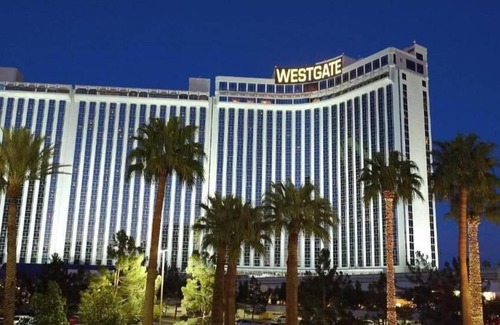Las Vegas Resort | Westgate Las Vegas Resort and Casino Luxe King Room