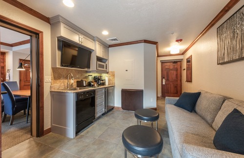Park City Hotel | Westgate renovated - 1BDR 360sqf, kitchenette