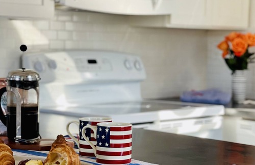 West Hampton Dunes Cottage | Westhampton Beach-Fully updated sunny cottage, 3 min. walk to the beach and bay!