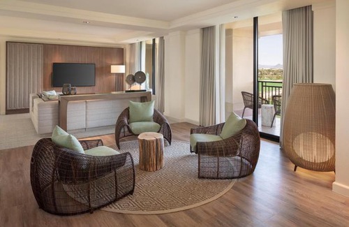 Paradise Valley Village Resort | Westin Kierland Resort & Spa