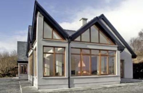 Westport House | Westport, Co. Mayo - Sleeps 10, Pool Table, ideal holiday base
