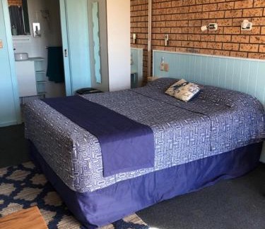Eden Hotel | Whale Fisher Motel