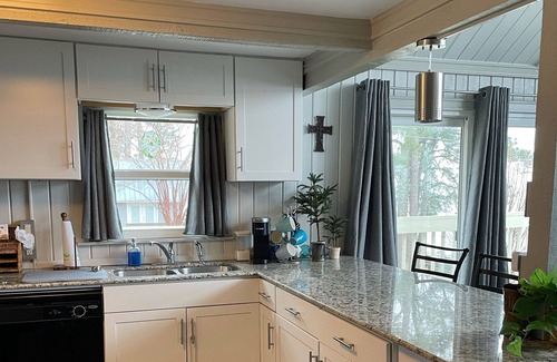 Pelican House | What a glorious view!!