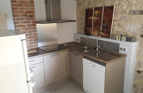 Cahuzac-sur-Vere Cottage | When it comes to B&Bs in the heart of the vineyards, this one's got it all!