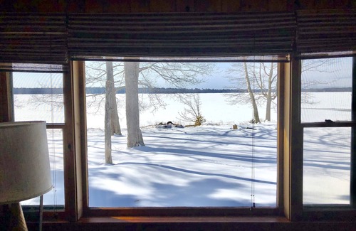 St Germain Cabin | Where eagles soar, the sun sets low, the deer are friendly.