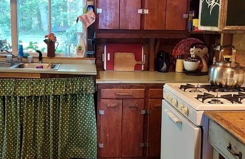 Abbot House | Whetstone Pond Cottage on the Lake