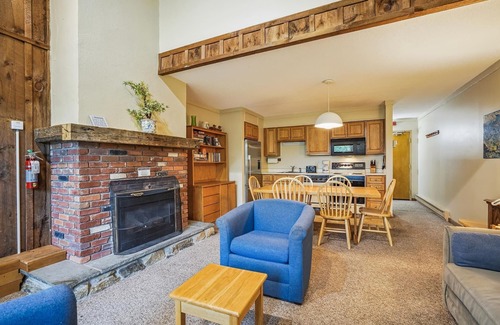 Central Vermont- Killington Condo | Whiffletree E8: 3-Bedroom Condo with Ski Access, Shuttle, and Fireplace