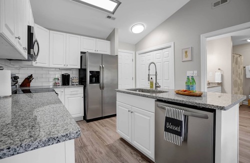 Southport Apartment | Whiskey Bent Condo