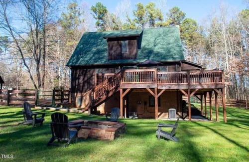McLeansville Cabin | Whisper Chalet