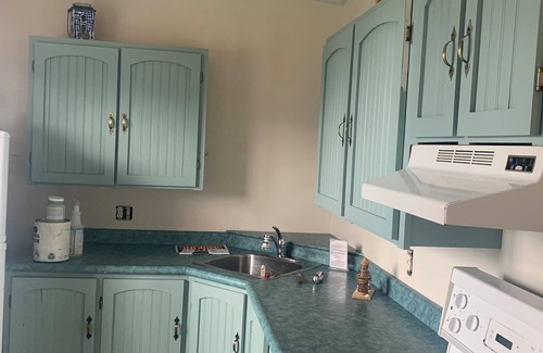 Ingomar Cottage | Whispering Waves Cottages