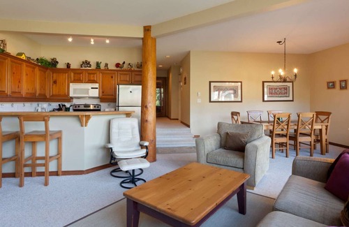 Blackcomb House | Whistler - Blackcomb Greens 35