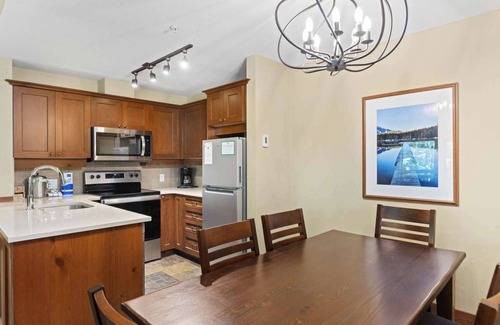 Blackcomb Condo | Whistler - Horstman House - 2 Bedroom #103