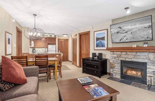Blackcomb Condo | Whistler - Horstman House - 2 Bedroom #403