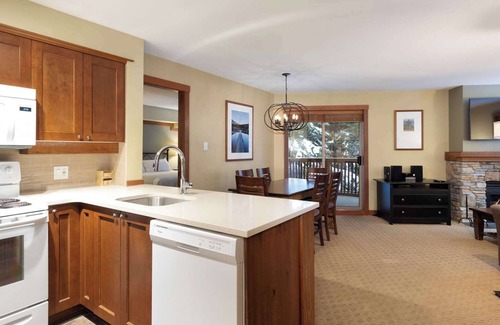 Blackcomb Condo | Whistler - Horstman House - 3 Bedroom #206