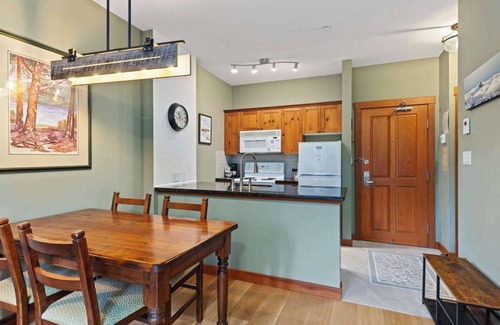 Blackcomb Condo | Whistler - Lost Lake Lodge #210