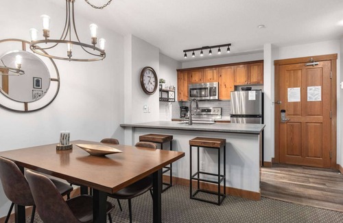 Blackcomb Condo | Whistler - Lost Lake Lodge #412